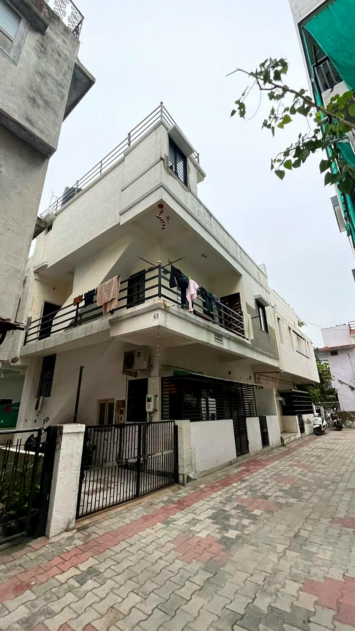 Bluekites Real Estate Residential-22