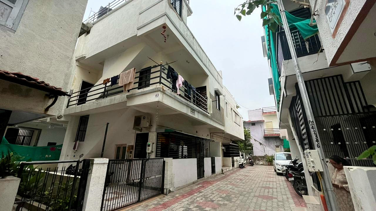 Bluekites Real Estate Residential-22