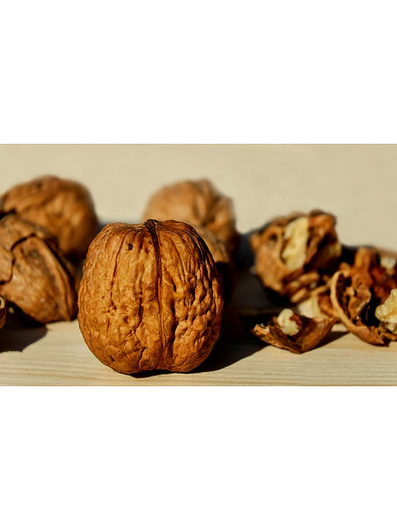 Bluekites Walnut with shell 1kg